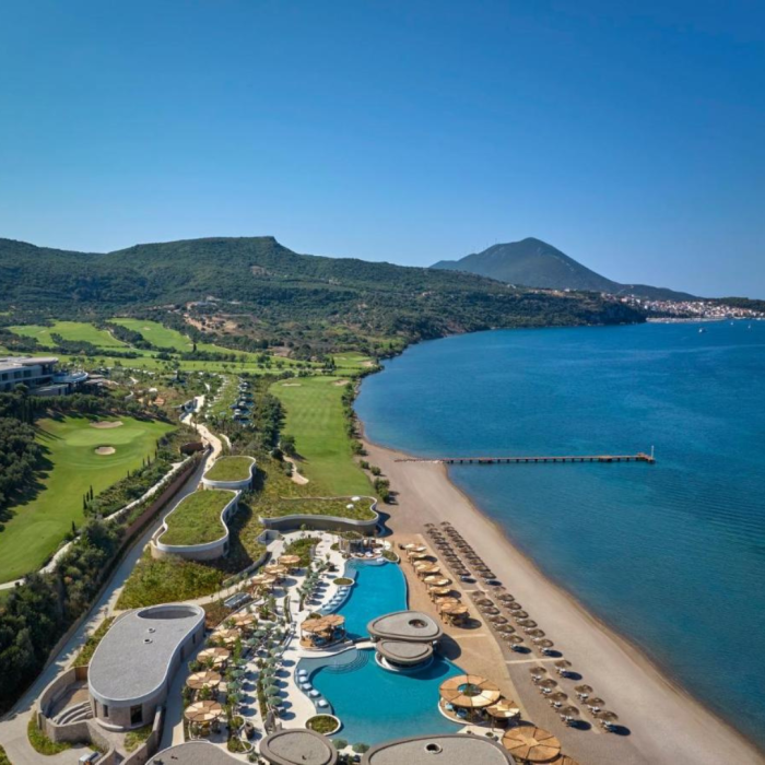 Costa Navarino golf resort