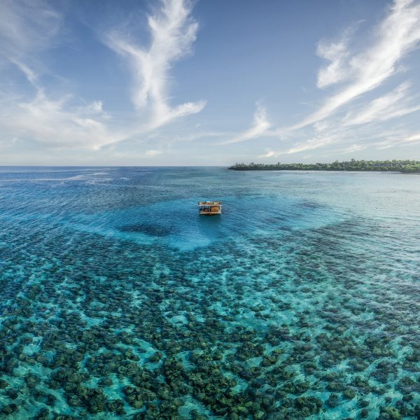 Manta hotel underwater